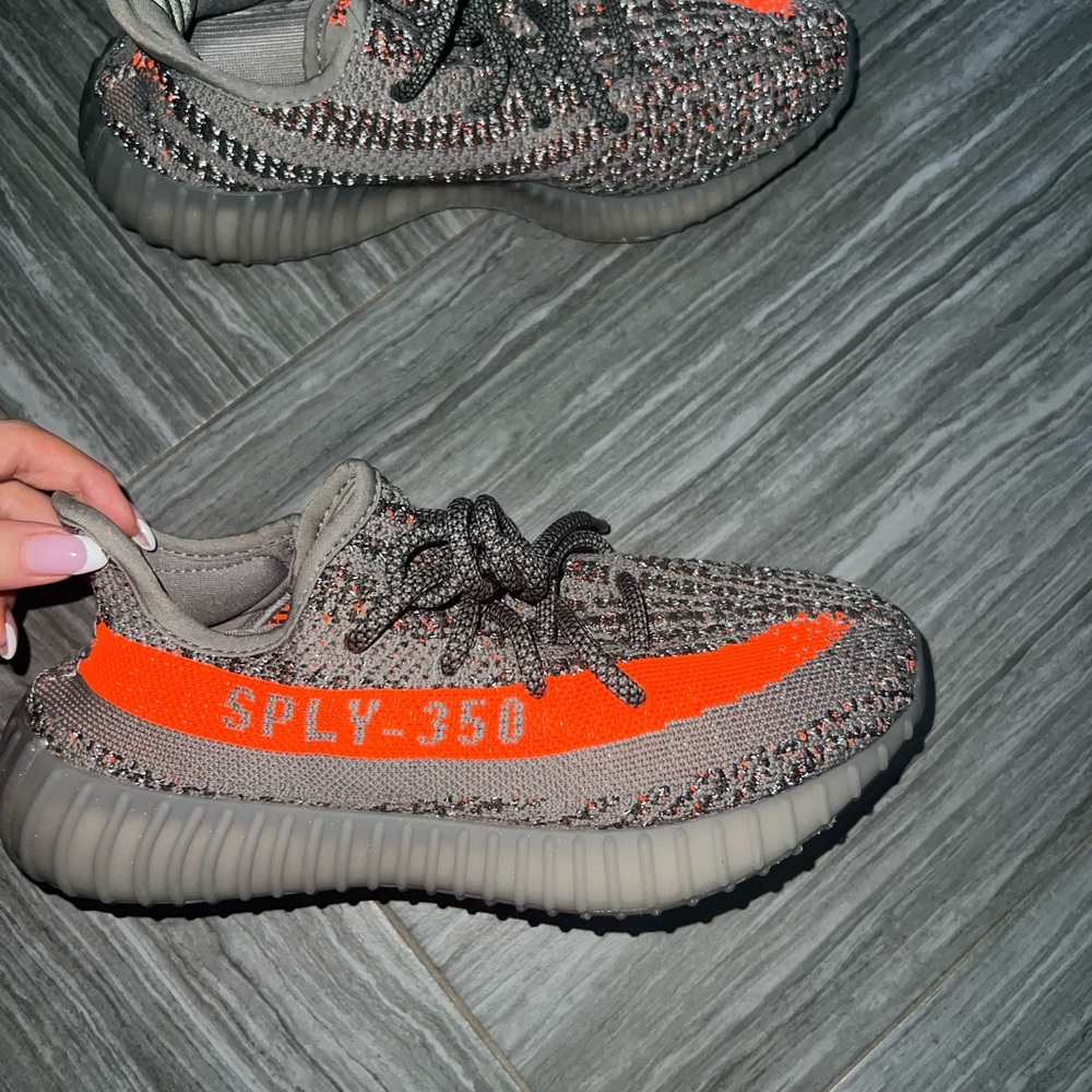 Yeezy boost 350 V2 beluga reflective - Picture 2 of 5
